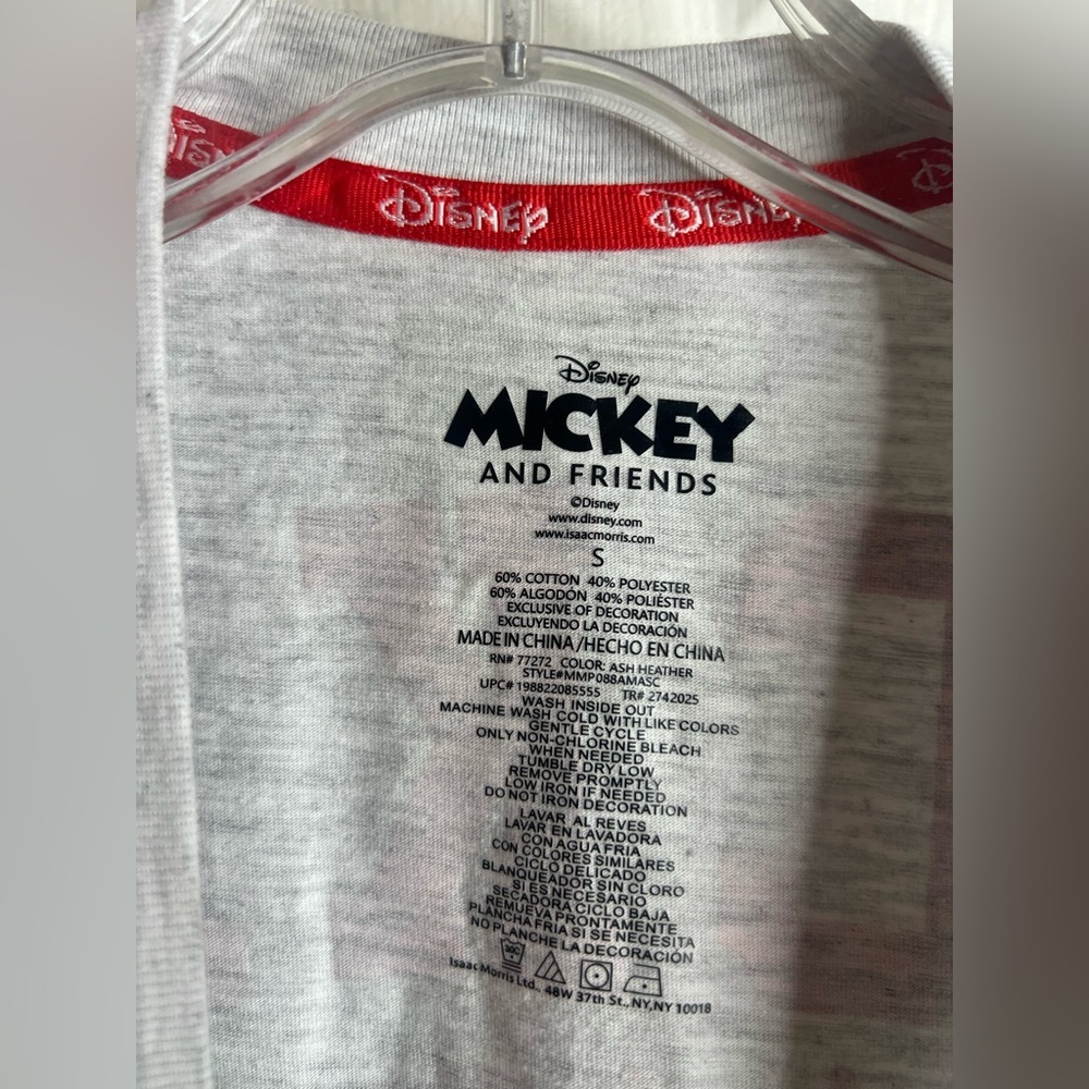 DISNEY Mickey Mouse and Friends Women’s Pocket T-Shirt Small Embroidered - Picture 6 of 8